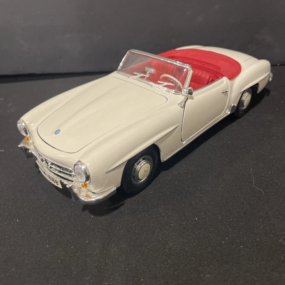 Mercedes Benz 190 SL 1955 diecast 1/18 convertible color crema rojo interior Foto 2 de 4