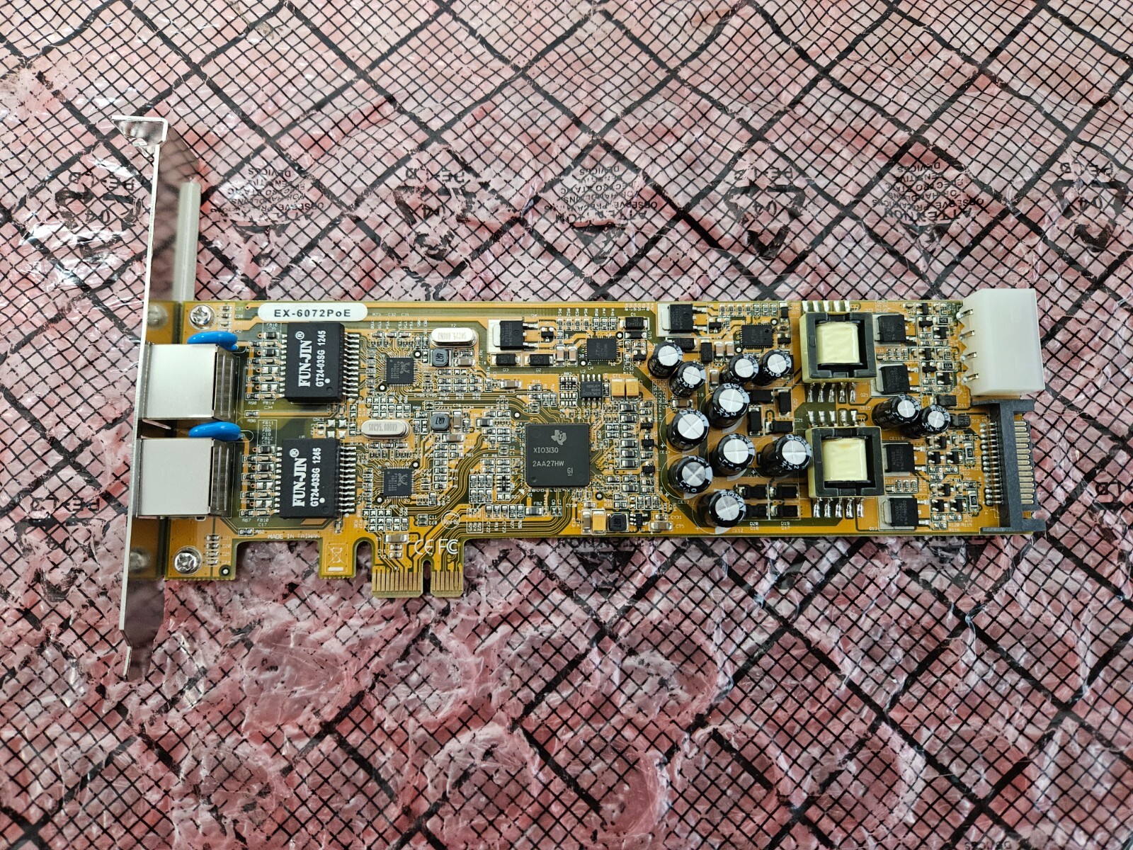 Picture 1 of 3