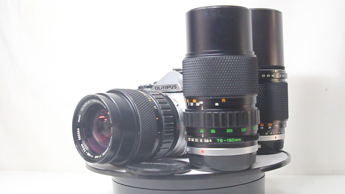 ★ OLYMPUS OM-2 + ZOOMレンズ 35-70mm AS IS Olympus OM-2 + Auto-Zoom 35-70mm F/3.6, 75-150mm F/4, Auto-T