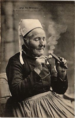 AK In der Bretagne - Die Pfeife ist nur gut angezündet (431698)
