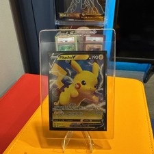 Pikachu V SWSH061 SWSH: Spada e Scudo Stella Nera Carta Pokemon Promo