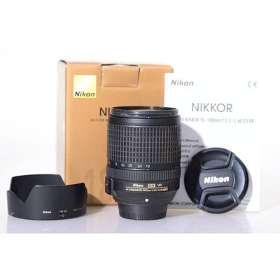 Nikon AF-S 18-140mm 1:3,5-5,6G DX ED VR Reise Zoomobjektiv - Nikkor 18-140mm 