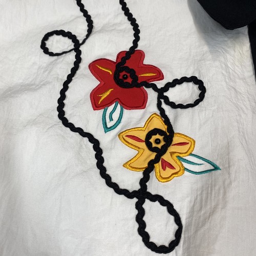 Vintage Bon Worth Blouse Womens Small White Black Floral Applique Bowler Shirt - Picture 3 of 10