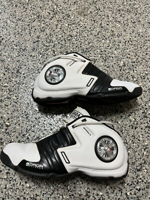 RARE Dada Supreme Spree Spinner Sprewell Black/WhiteBOTH