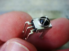 LOT of 100 SHARP IR DETECTOR MODULES - GP1UM277RK - NEW and UNUSED