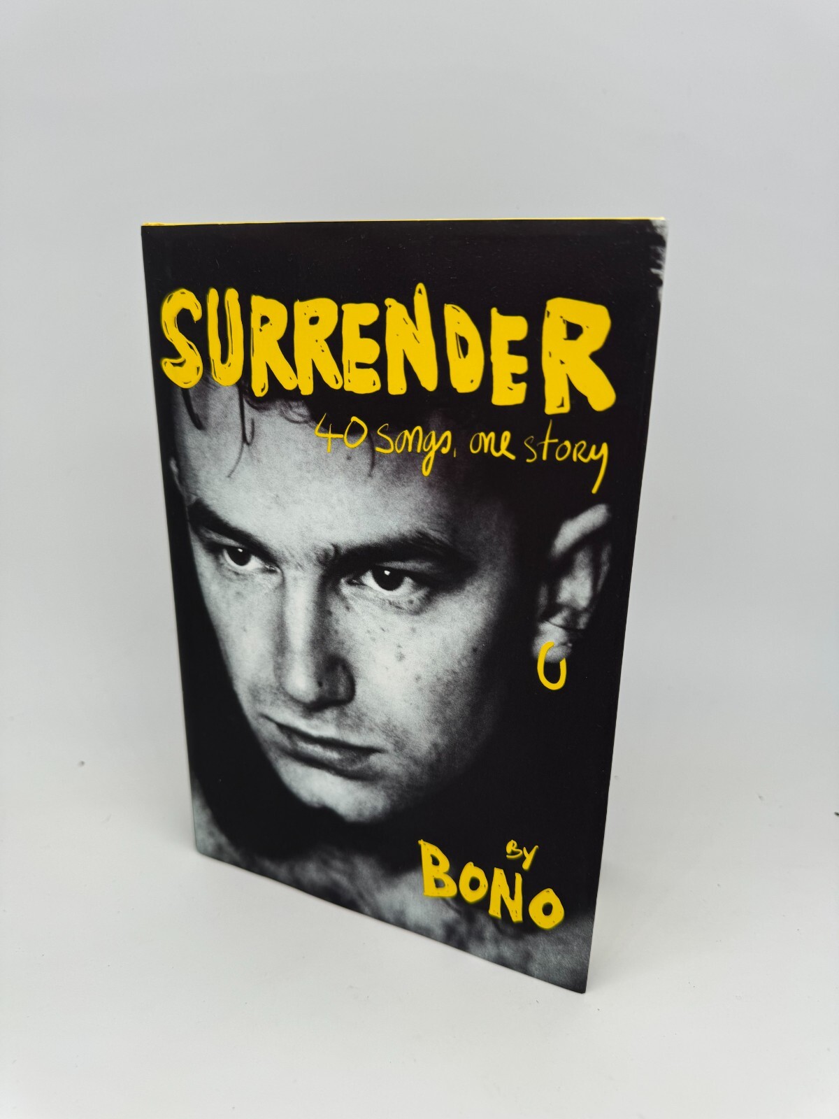 Surrender: 40 Songs, One Story by Bono (Hardcover, 2022) - FREE SHIPPING