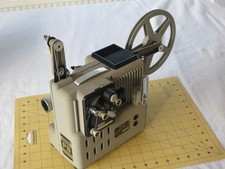 Vintage Eumig Wien Type P8 Pronomatic 8mm Cine Projector with New bulb