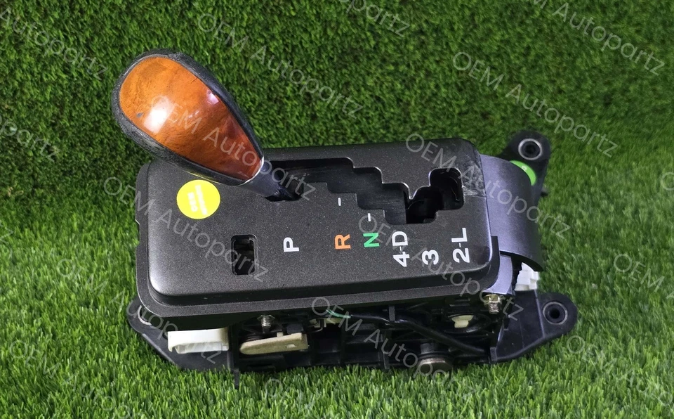 Lexus GS300 1998-2003 Automatic Transmission Floor Shifter Gear Shifter Oem Used - Image 2 of 4