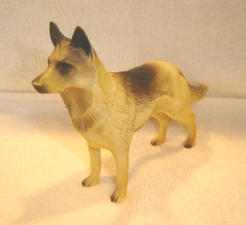 Vintage Hartland Plastics Roy Roger's Bullet K9 German Shepherd Dog Plastic Toy  - Picture 1 of 5