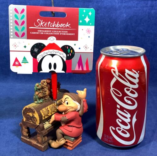 New GRUMPY PLAYING PIPE ORGAN Disney SKETCHBOOK ORNAMENT 2018 Snow White Dwarfs - Picture 4 of 14