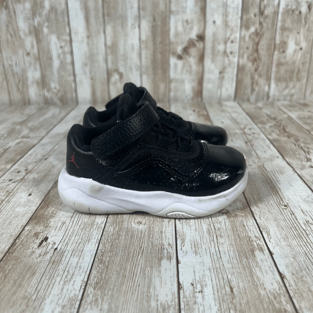 Jordan cmft basso bambino 6 nero bianco rosso