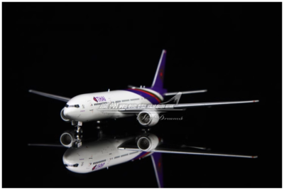 1:400 Phoenix THAI BOEING 777-200ER Passenger Airplane Diecast