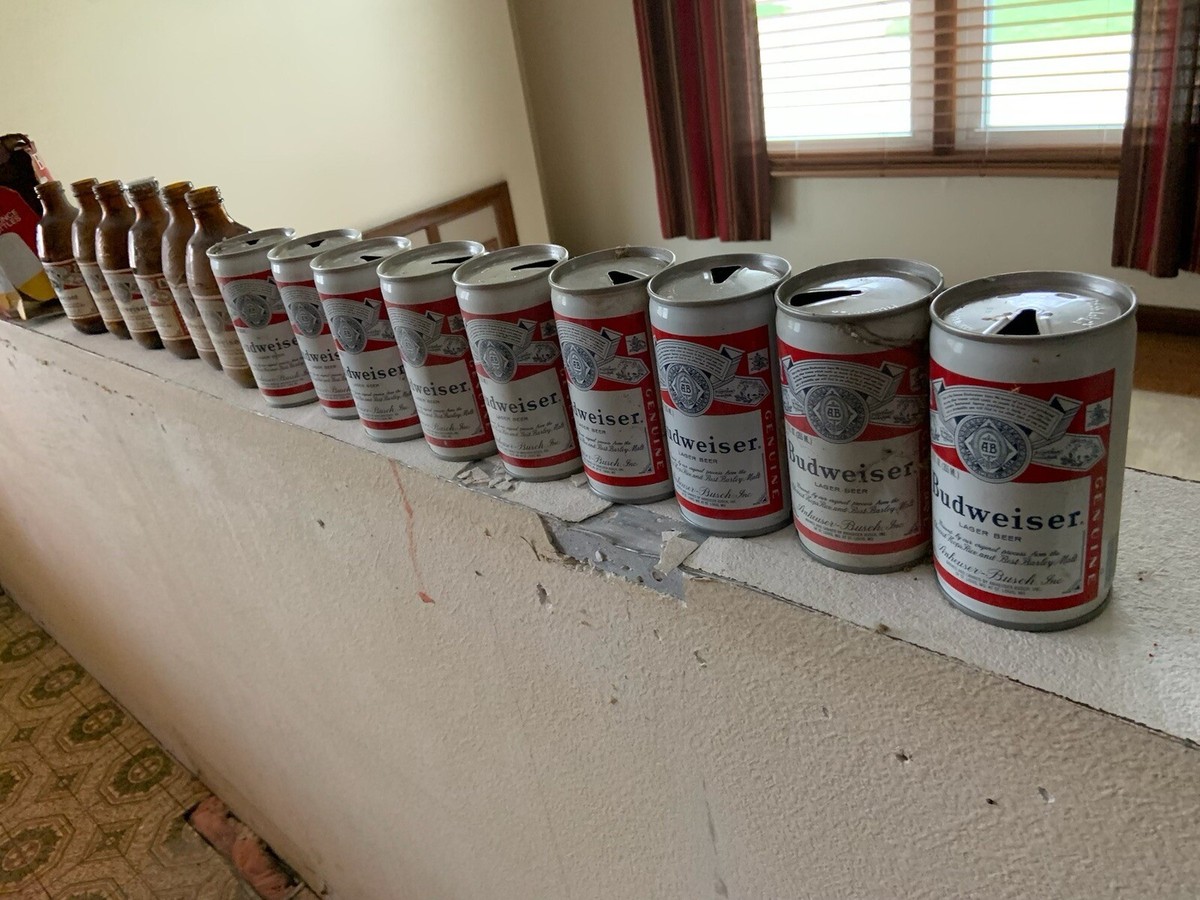 Vintage Budweiser 12 oz Aluminum Beer Can Anheuser-Busch Vintage Budweiser 12 oz Aluminum Beer Can Anheuser-Busch