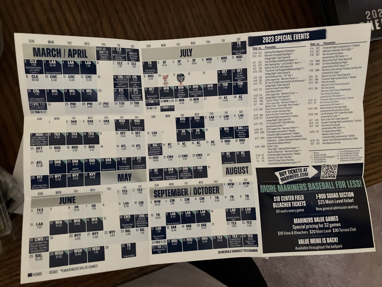 TWO 2023 Seattle Mariners Pocket Schedules ⚾️ MLB Schedule⚾️ JULIO