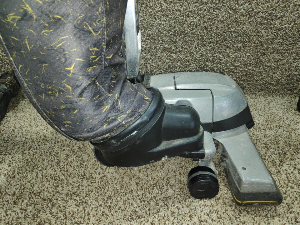 KIRBY Model G6 Kirby G 2000 Limited Edition Vacuum Cleaner, RUNS