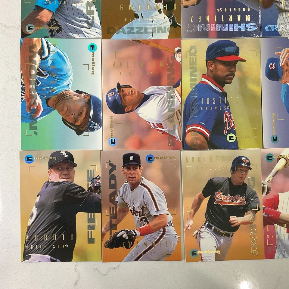 Lote de 25 tarjetas de béisbol Fleer Emotion 1995 estrellas Derek Bell Andruw Jones Mo Foto 4 de 4