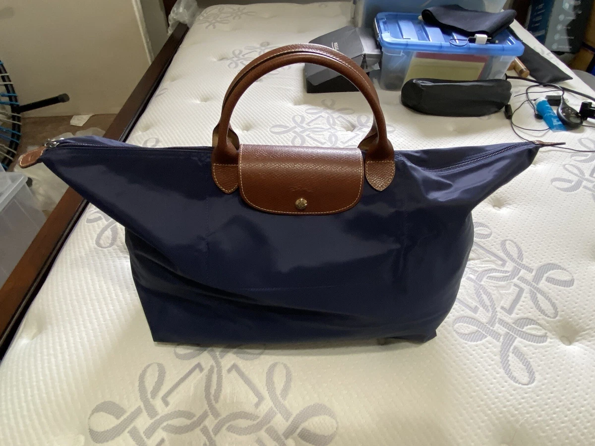 Longchamp Le Pliage Medium Short Hande Bag