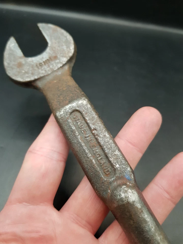 19mm Vintage English Snail Spanner scaffold wrench 1/2 W alignment bar Rat Tail  - Image 4 of 4