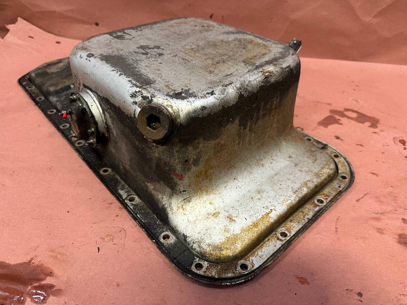 Bentley Brooklands 1994 6.8L V8 Oil Pan Assembly OEM