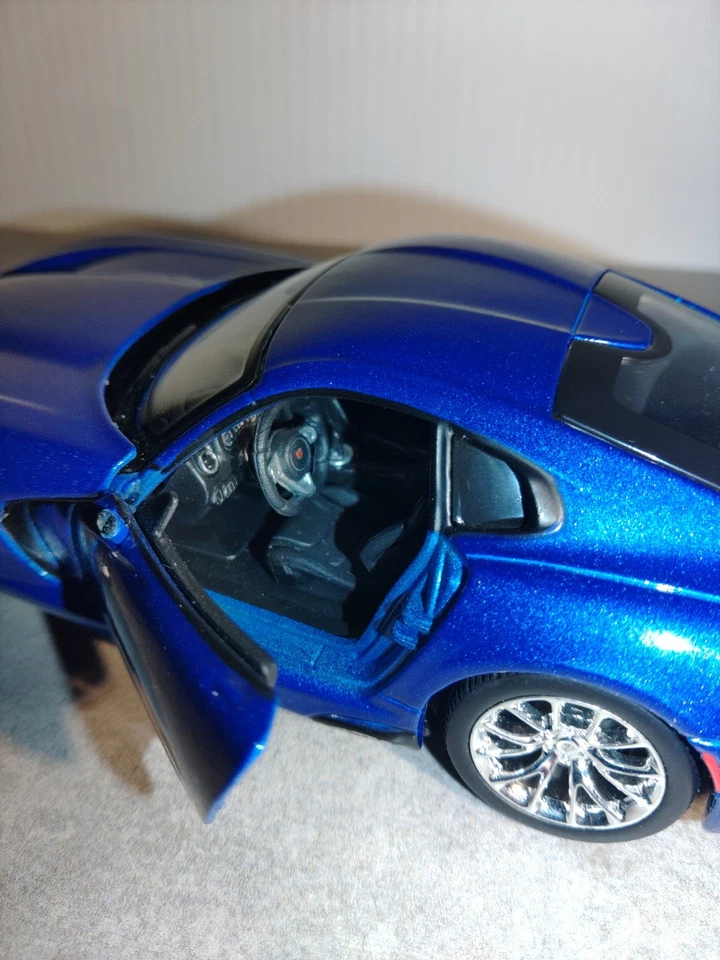 2013 SRT Dodge Viper GTS Maisto специальный выпуск 1:24 * отсутствует 1 боковое зеркало - Изображение 3 из 4