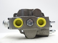 Cross HV15BG3ED0 4-Way Hydraulic Directional Control Valve 3/4" Ports