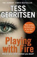 Tess Gerritsen | Playing With Fire | Taschenbuch | Englisch (2016)