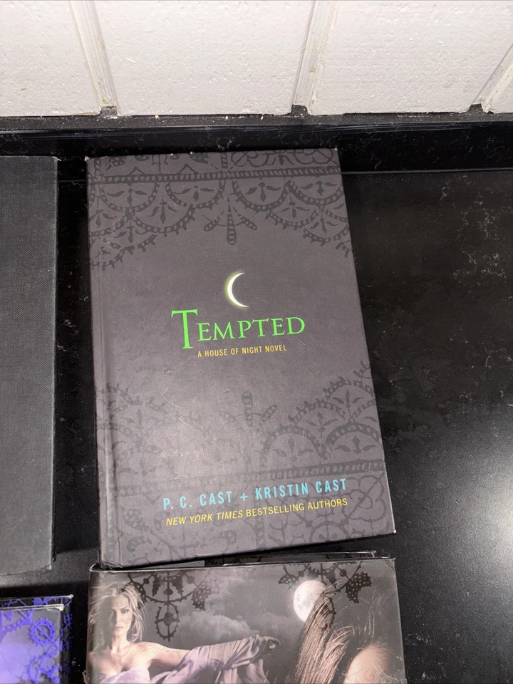 House of Night Series P.C. Cast Missing Books 1 & 11 Hard / Cover Paper Neferets - Image 4 of 4