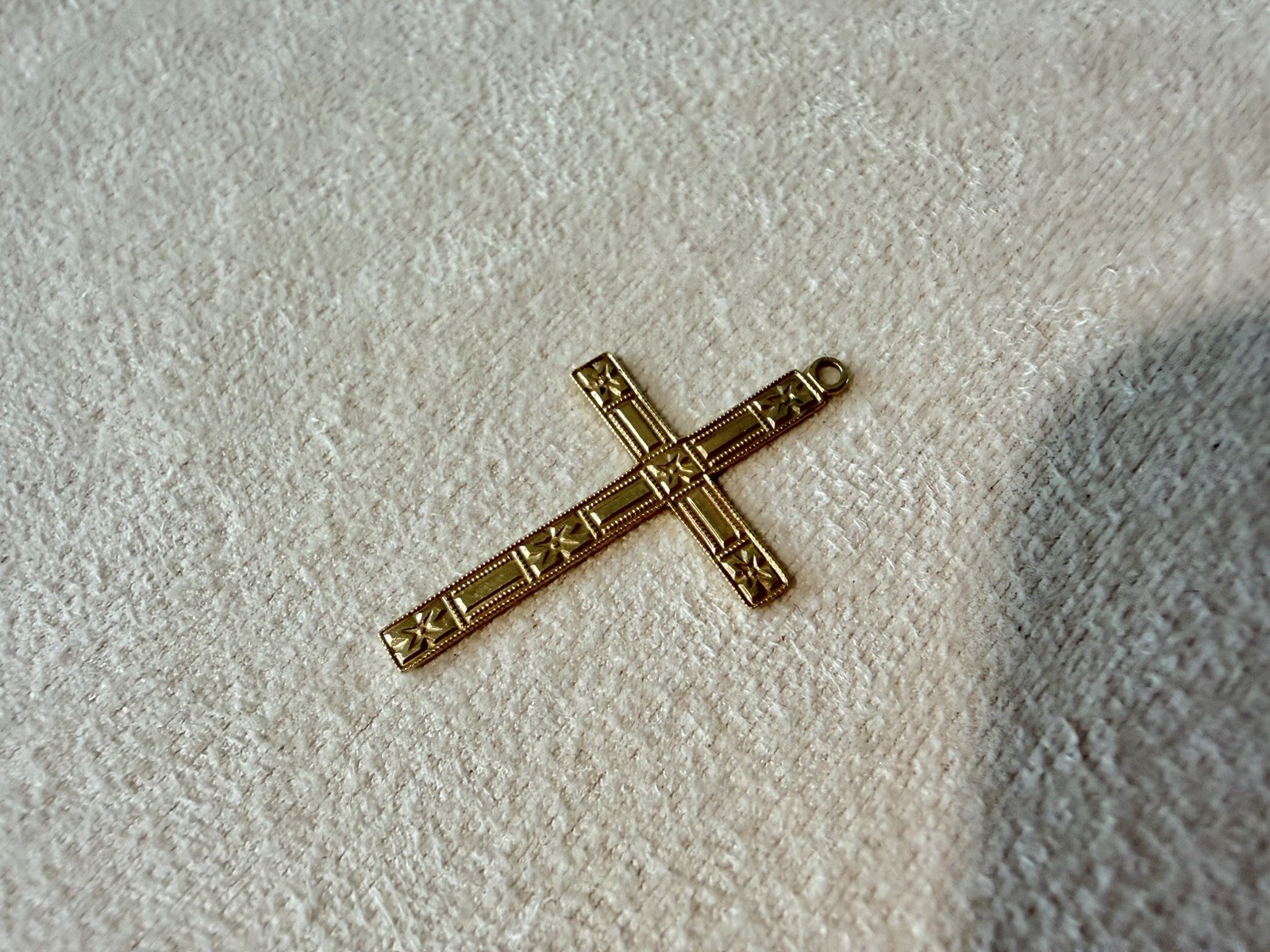 Vintage 14k Yellow Gold Star Engraved Cross Pendant Solid Gold Religious Charm