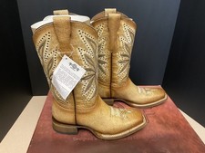 New Youth Girls Corral Circle G Straw Laser Embroidery Western Boots. Size 4.5Y