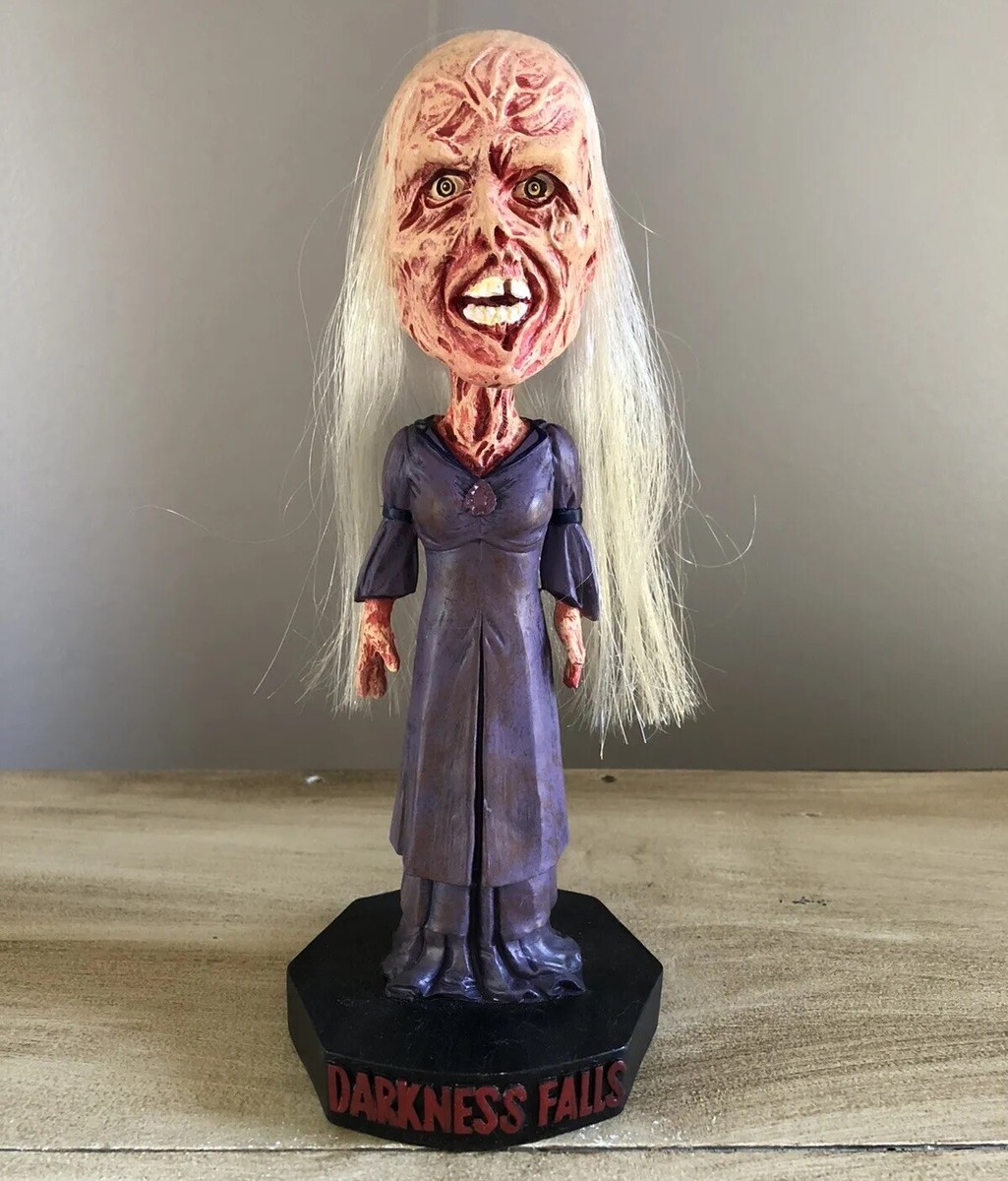 DARKNESS FALLS Horror Tooth Fairy MATILDA DIXON Head Knockers NECA