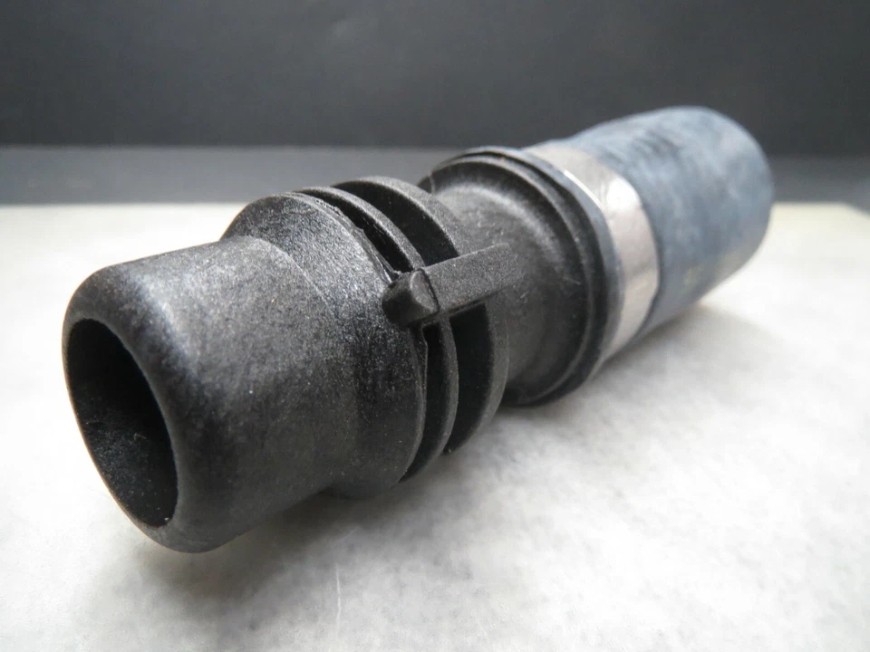 Coolant Hose & Connector for 2003-2005 Land Rover Range Rover - Ships Fast! - Image 2 of 4