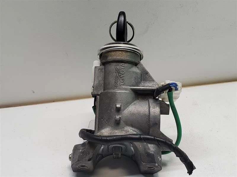 2006 SIENNA Ignition Switch with Key and Fob MPN: 89783-08010 - Image 3 of 4