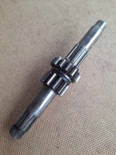ČZ Motocross GEARBOX AXLE WITH GEARS - Picture 3 of 3