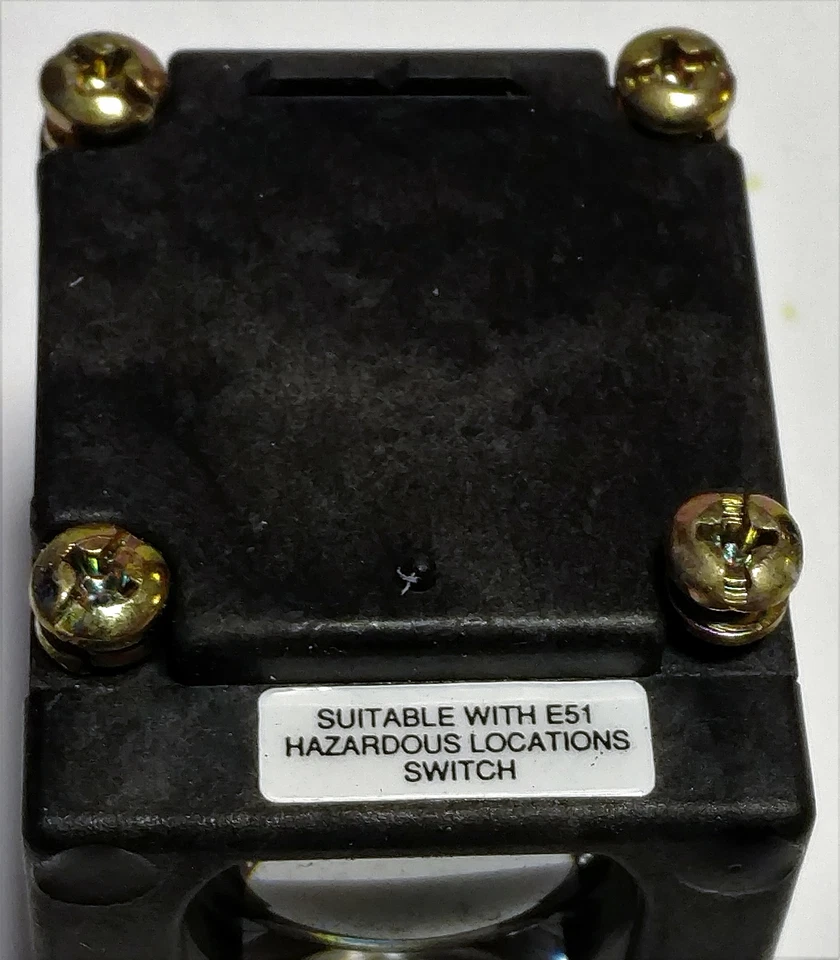 Cutler-Hammer E51DP6 Photoelectric Proximity Sensor - Image 4 of 4