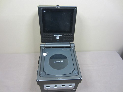 Gamecube Monitor - InterAct - 5.4 Color LCD - UNTESTED - See Description