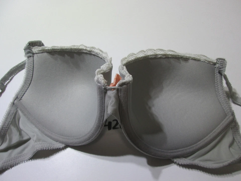 Sujetador Gilligan OMalley Talla 34C Gris Forrado con Aros Correas Ajustables Encaje Foto 2 de 4