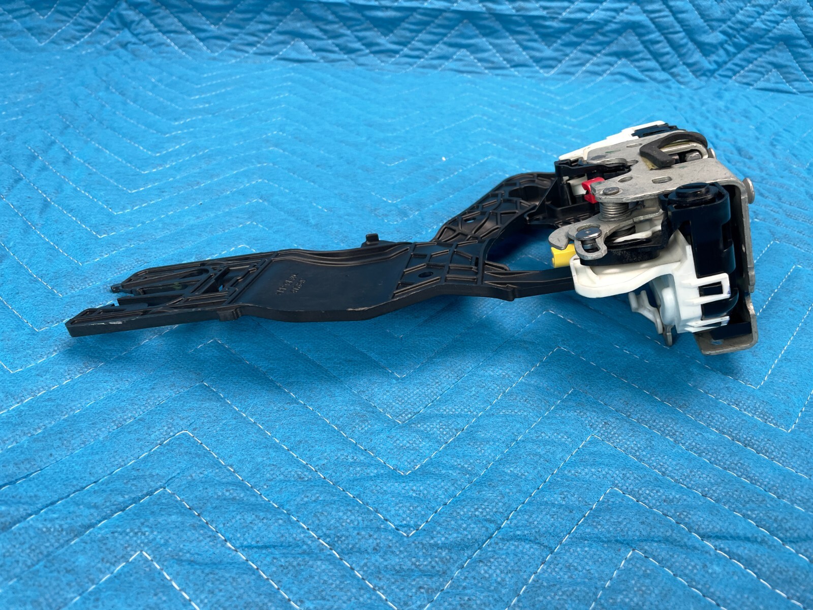 RAM 1500 2500 3500 Rear Door Lock Latch w/Bracket Passenger Side 04589650AE OEM eBay