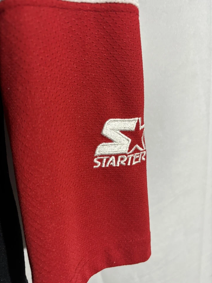 Vintage Starter Detroit Red Wings Sz L/XL Youth Hockey Jersey NHL Black Red Logo - Image 2 of 4