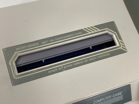 Micro Genius IQ-701 PAL Famiclone Famicom Video Game Console كمبيوتر العائله