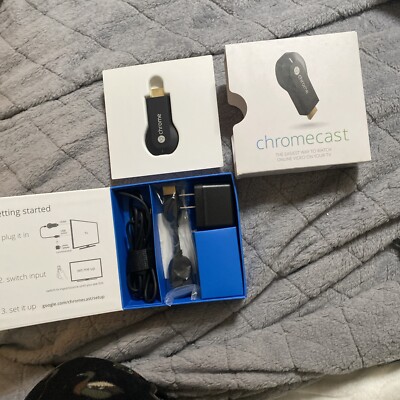 Google Chrome Chromecast 1st Generation H2G2-42 HDMI Media Streamer WiFi TV