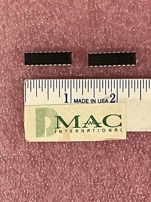 Lot De 2 Circuits Intégrés Philips 74HCT573N 20-Pin PDIP - Neuf Sous Emballage - Pour Projets électroniques