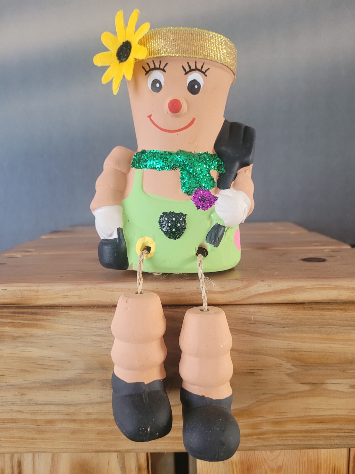 2x Terracotta Planter Pot Man Garden Ornament Statue Perfect Summer