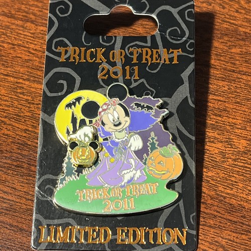 Disney Parks TRICK Or TREAT 2011 Minnie MOUSE GYPSY LE 2000 Pin Halloween *NEW* - Picture 2 of 11