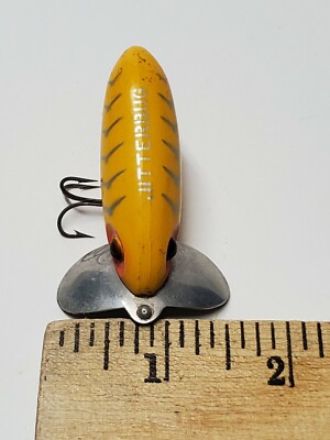 VINTAGE JITTERBUG YELLOW FISHING LURE BY FRED ARBOGAST AKRON OH