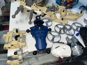 LEGO Bionicle Vezok 8902 Granite 8506 8741 Canisters & Parts Lot