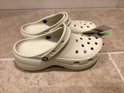 CROCS CLASSIC PLATEAU CLOG BRANDNEU W9US 7UK KNOCHEN