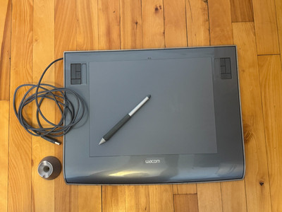 Wacom PTZ-930 Intuos 3 large 9x12 USB Graphics Tablet 9'' x 12'' W/ Pen and extras