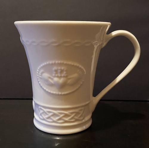 Belleek Ireland Claddagh Ivory Porcelain Coffee Mugs Lot of 2 - Picture 8 of 14