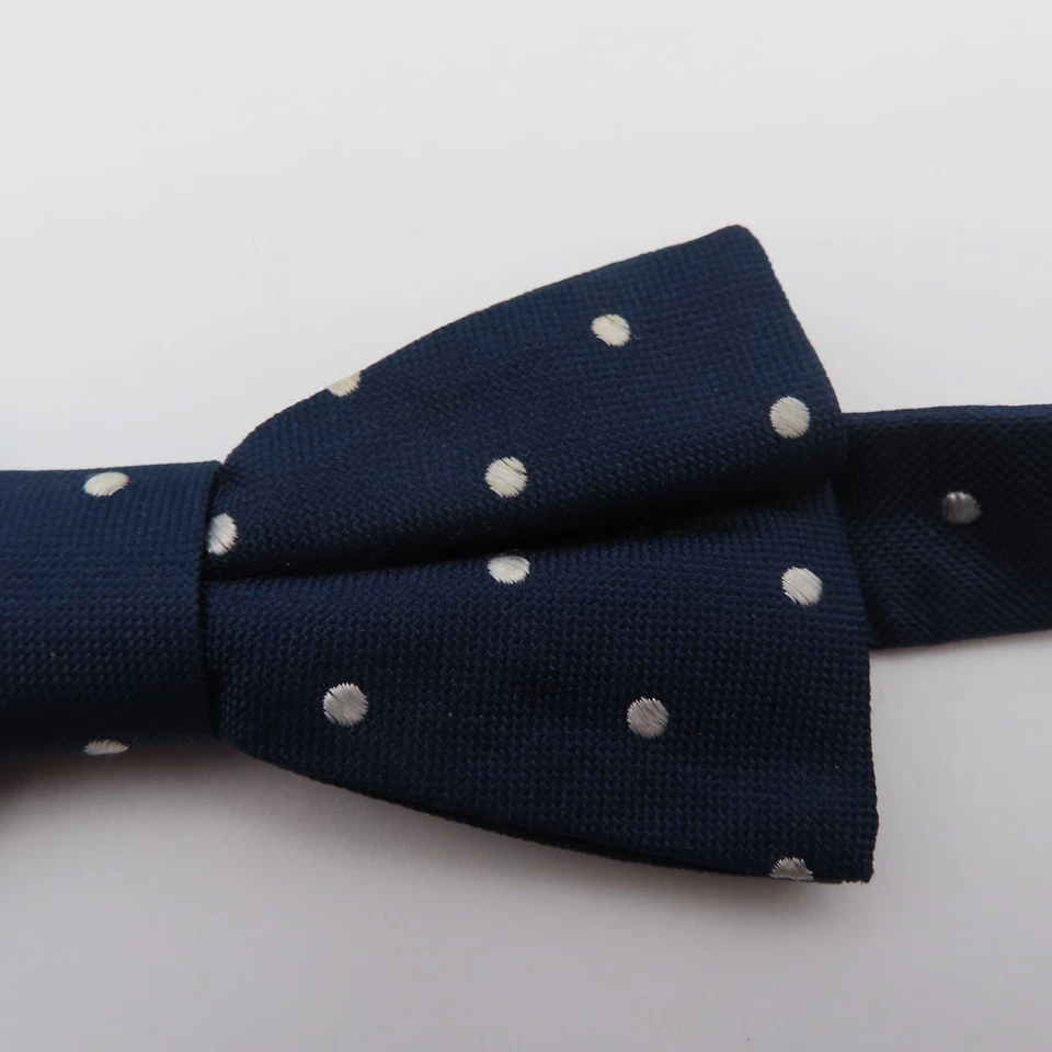 Tommy Hilfiger Pajarita Azul Blanco Lunares 2.25" Ancho Pre Corbata Seda Foto 2 de 4