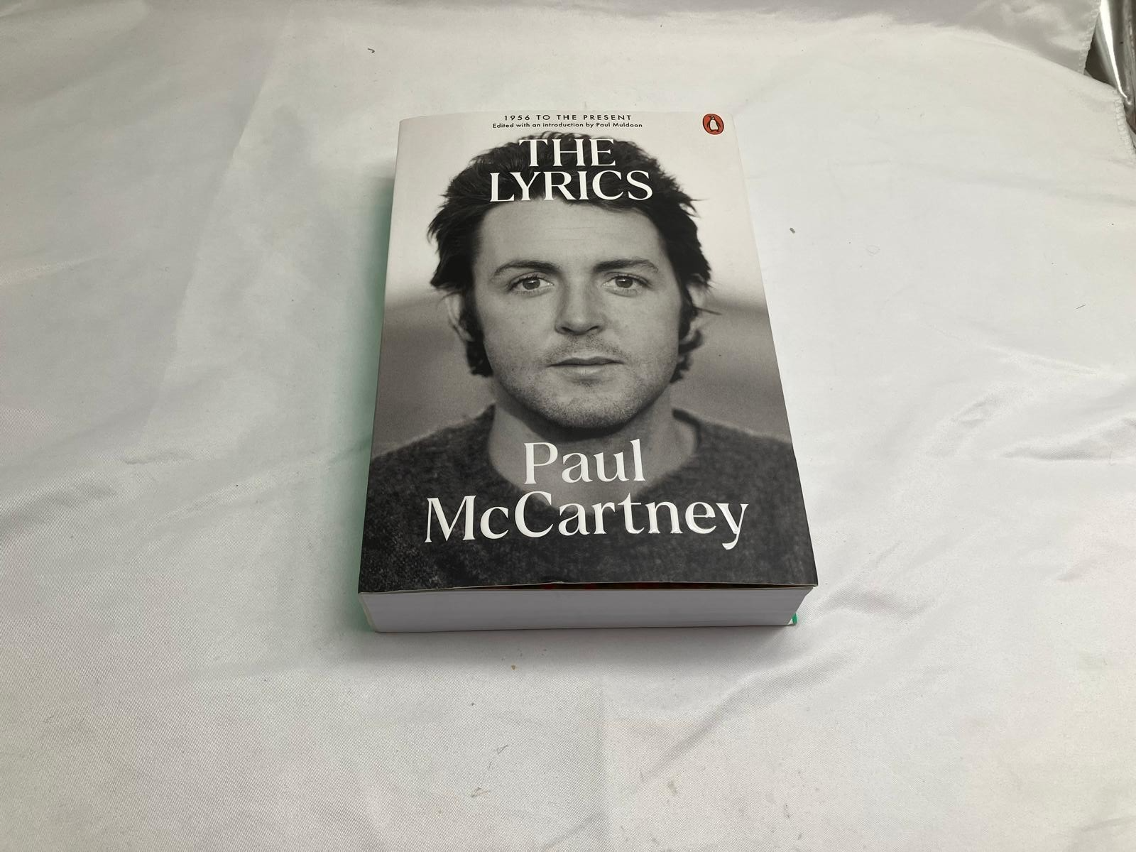 The Lyrics 1956 to the Present by Paul McCartney (Paperback Book)